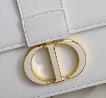 DR275 30 Montaigne Bag / 9.5 x 6.5 x 3 inches