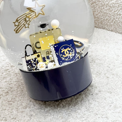 Chanel 2025 VIP Gift No.5 Perfume Snow Globe