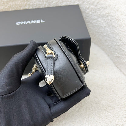 [Below Retail Deal!] Chanel 25B Mini Heart Bag Charm in Black Lambskin and GHW (Model: AP4838)