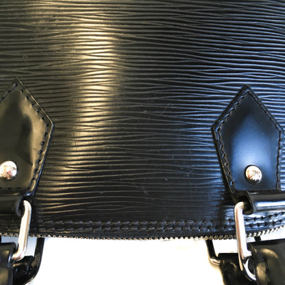 Louis-Vuitton Alma BB in Black Epi Leather
