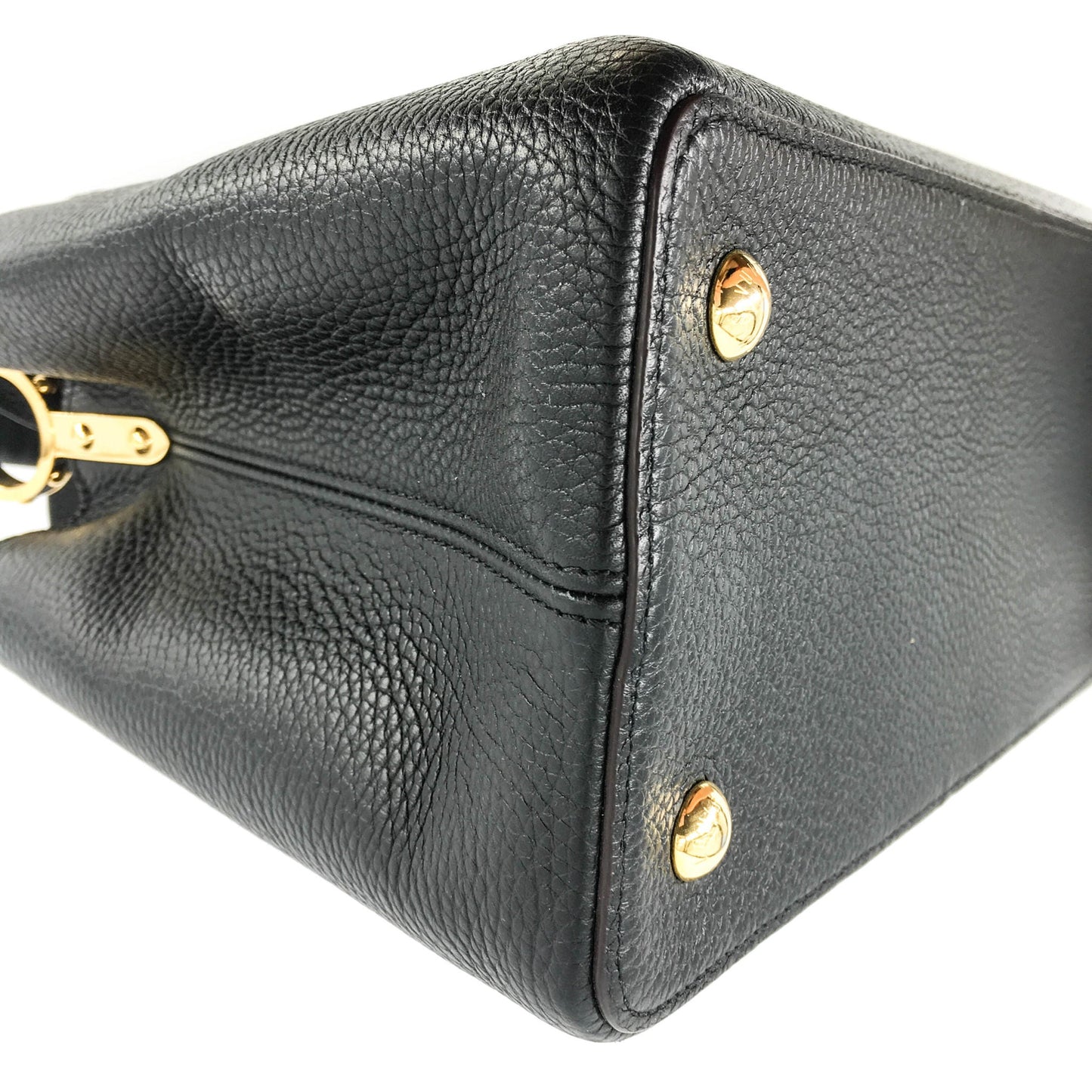 Louis-Vuitton Capucines MM Black GHW