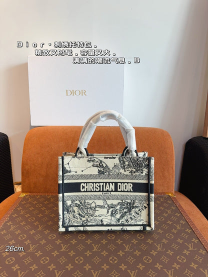 DR399 Book Tote Small/Medium/Large