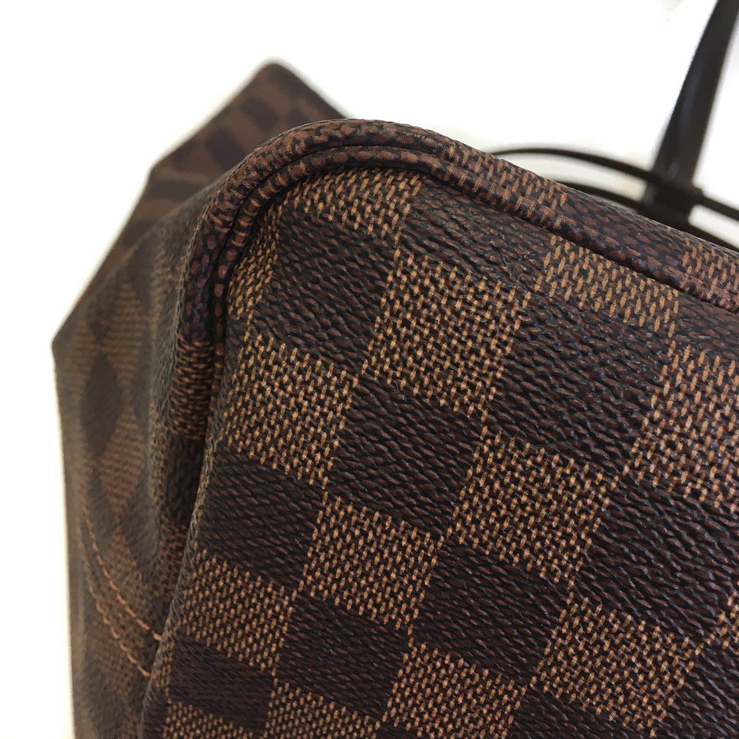 Louis-Vuitton Neverfull GM Damier Ebene GHW