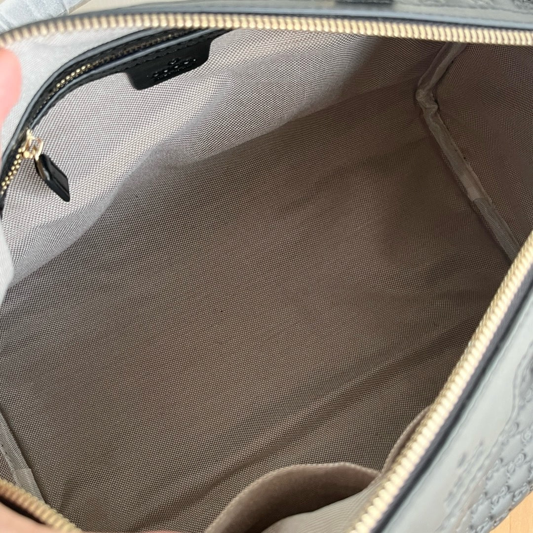 GC670 Ophidia Medium Top Handle Bag / 13x8.6x7.1inch
