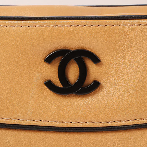Chanel Around 2000 Made Cc Mark Plate Chain Shoulder Bag With Pouch Beige