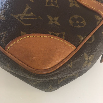 LOUIS VUITTON Travel Bag in Brown Canvas