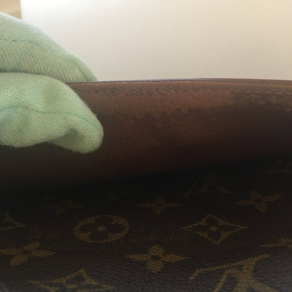 LOUIS VUITTON Travel Bag in Brown Canvas