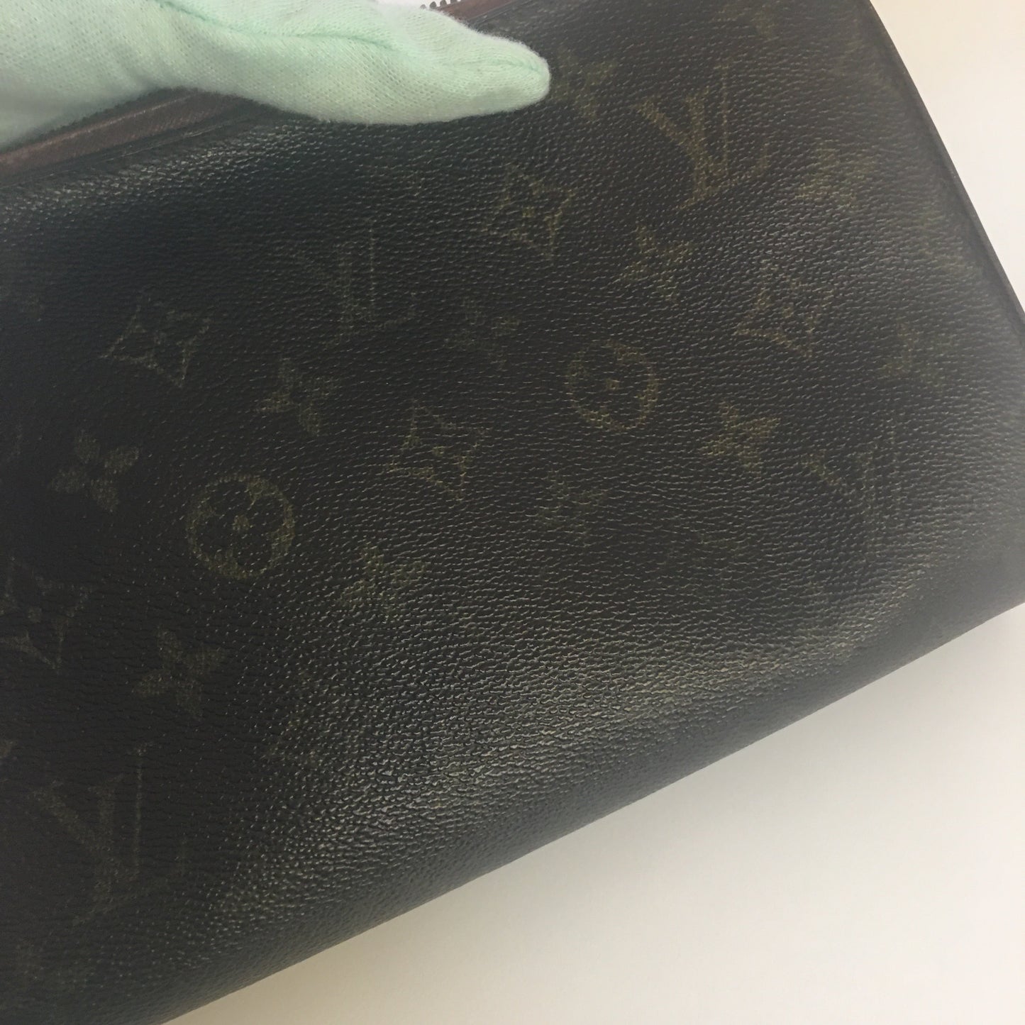 LOUIS VUITTON Travel Bag in Brown Canvas