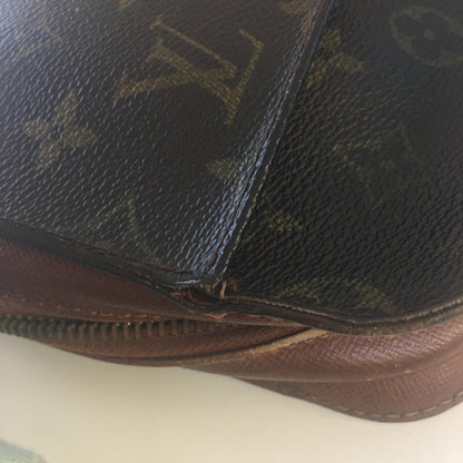 LOUIS VUITTON Travel Bag in Brown Canvas