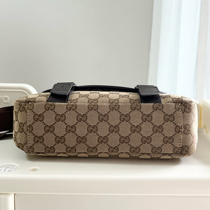 GC686 GG Crossbody Bag / 9.4x11.8x3.5inch
