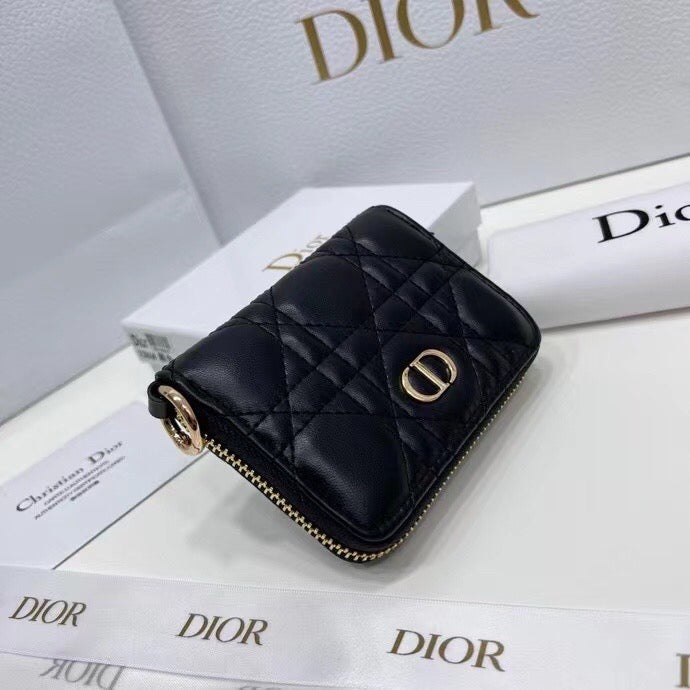 DR373 Lady Dior Voyageur Small Coin Purse/ 4.5 x 3.5 x 1 inches