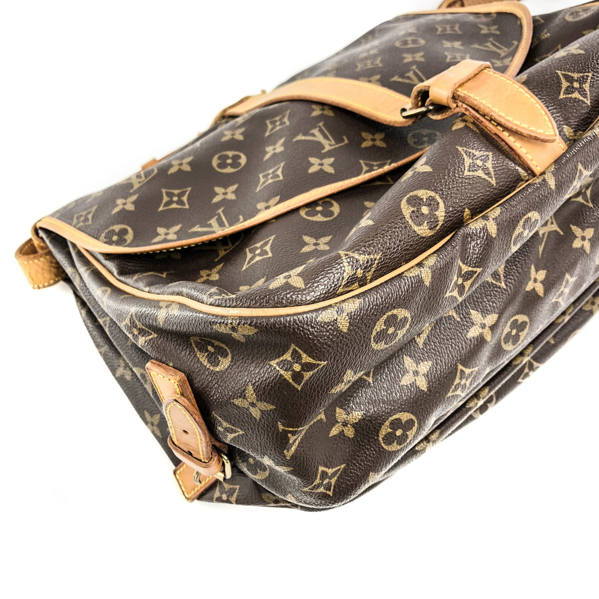 Louis-Vuitton Vintage Monogram Saumur 35 Monogram Cross Body Bag