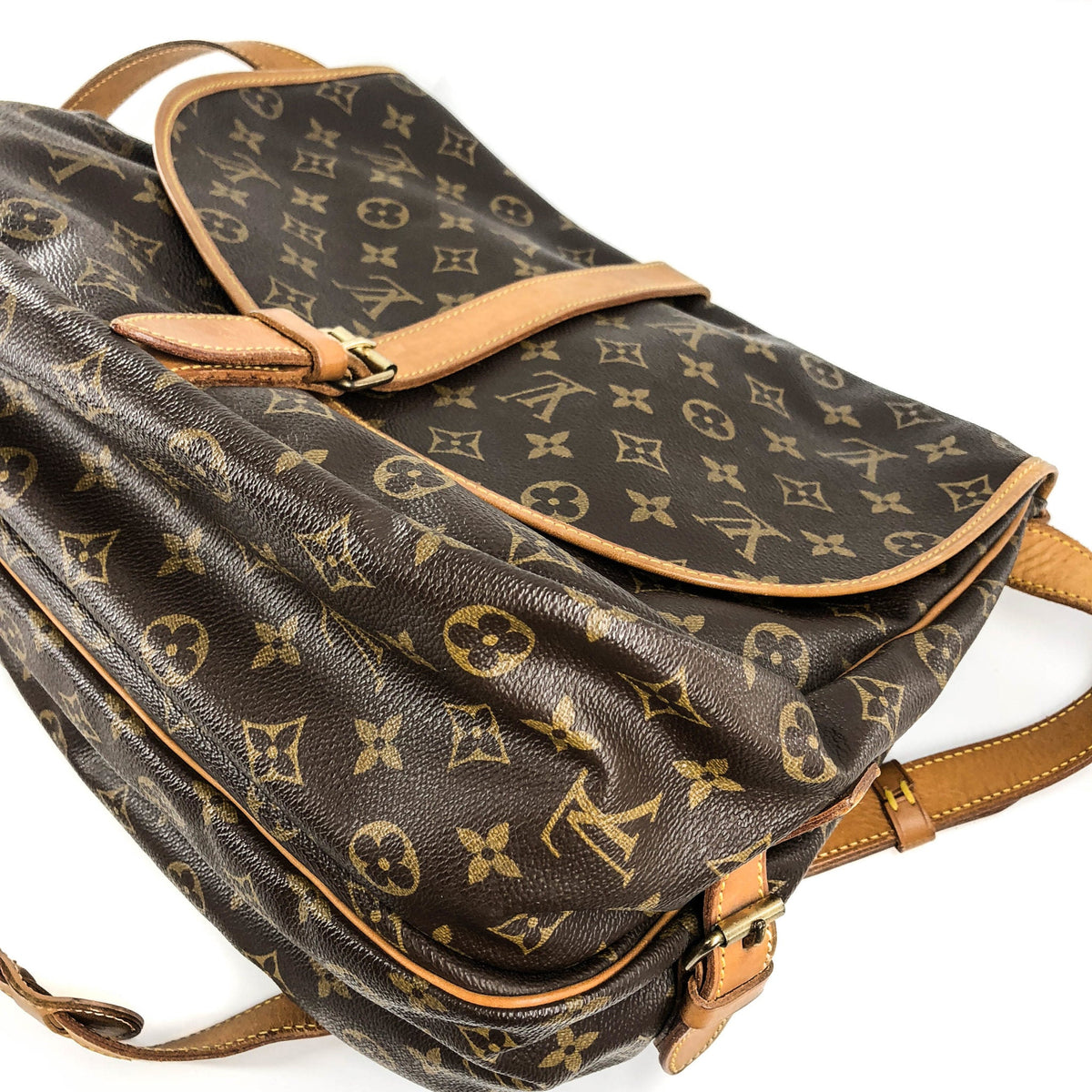 Louis-Vuitton Vintage Monogram Saumur 35 Monogram Cross Body Bag