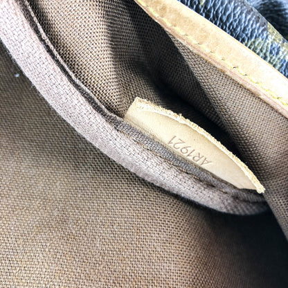 Louis-Vuitton Vintage Monogram Saumur 35 Monogram Cross Body Bag