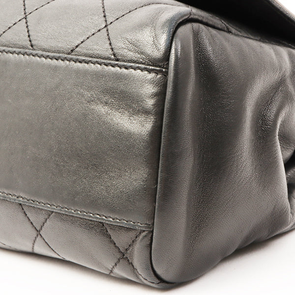 Chanel 2007 Made Bicolor Design 2.55 Shoulder Bag Grey/White