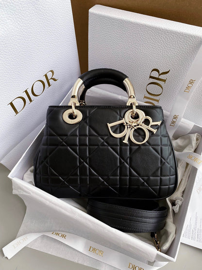 DR265 The Lady 95.22 Bag / HIGHEST QUALITY VERSION / 9.8x9.4x3.9inch