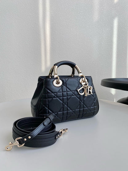 DR265 The Lady 95.22 Bag / HIGHEST QUALITY VERSION / 9.8x9.4x3.9inch