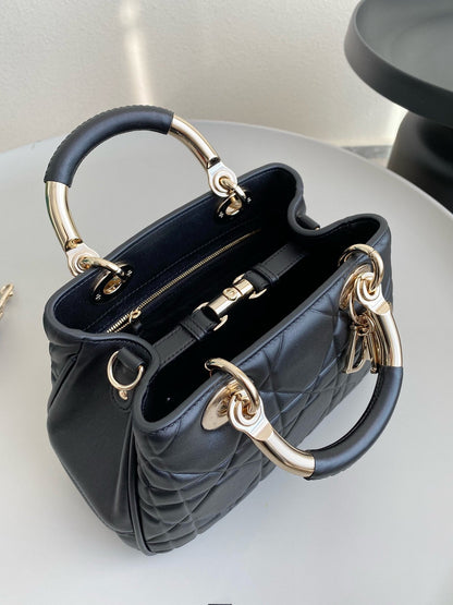DR265 The Lady 95.22 Bag / HIGHEST QUALITY VERSION / 9.8x9.4x3.9inch