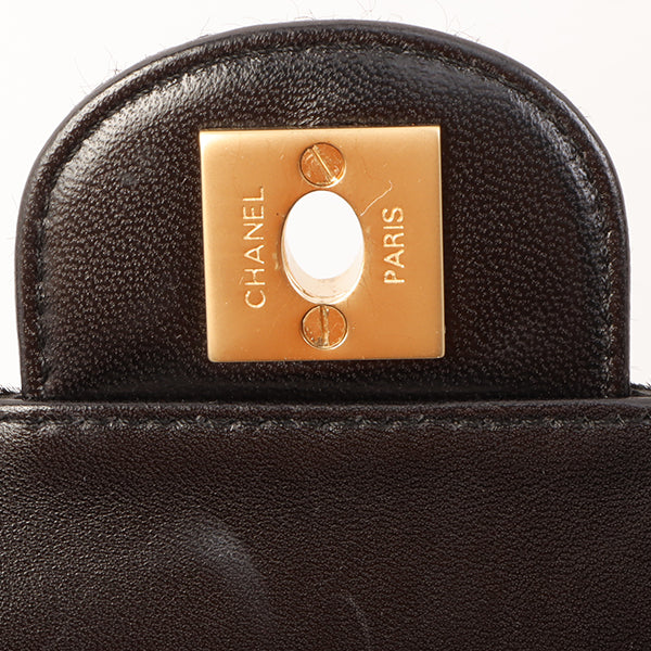 Chanel Around 2000 Made Unborn Calf Turn-Lock Logo Chain Bag Black