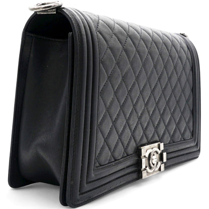 Stitched New Medium Boy Flap Black