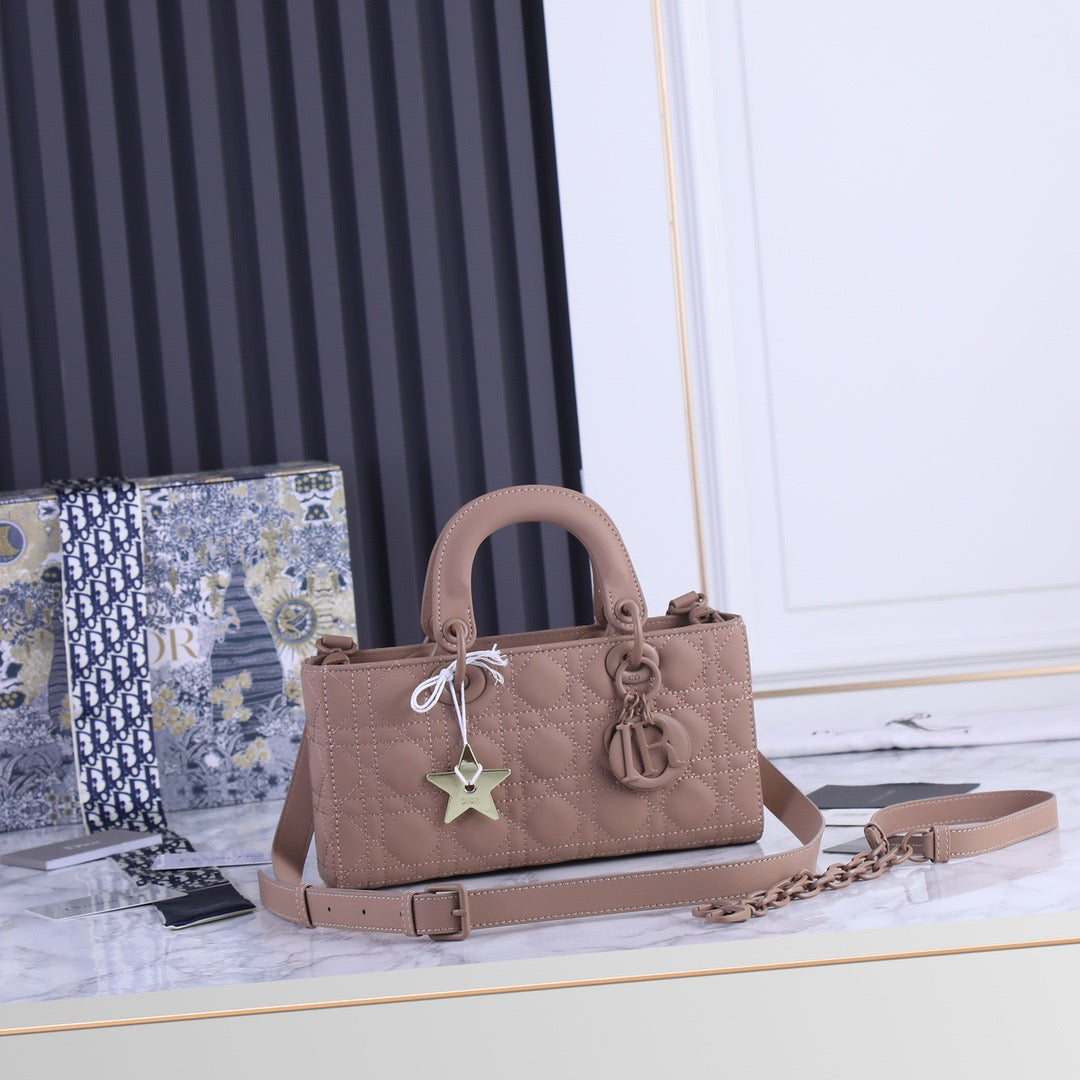 DR227 Lady D-JOY Handbag / 10.2x5.3x2inch