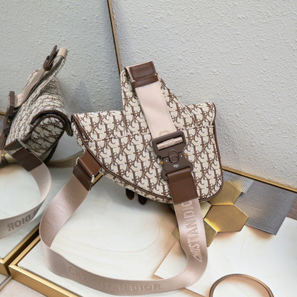 DR314 Saddle Bag / 7.8x11x2inch