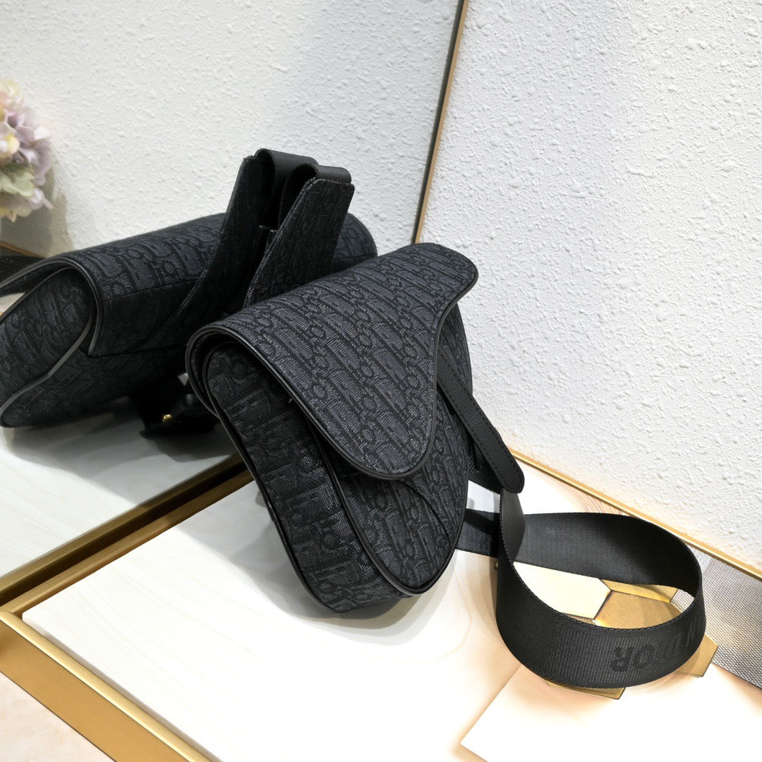 DR316 Saddle Bag / 7.8x11x2inch