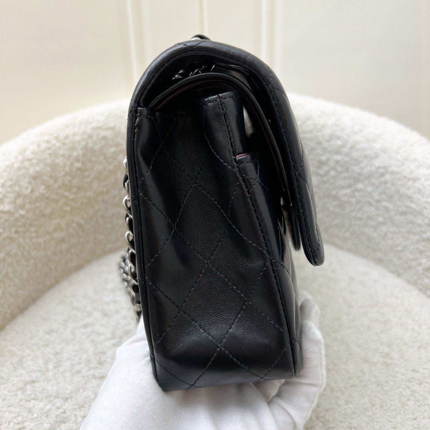 Chanel Medium Classic Flap CF in Black Lambskin and SHW
