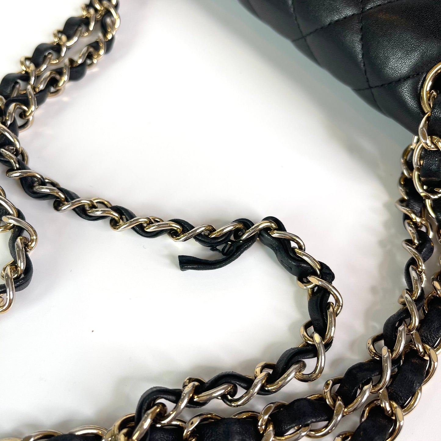 Classic Flap M/L Lambskin with GHW