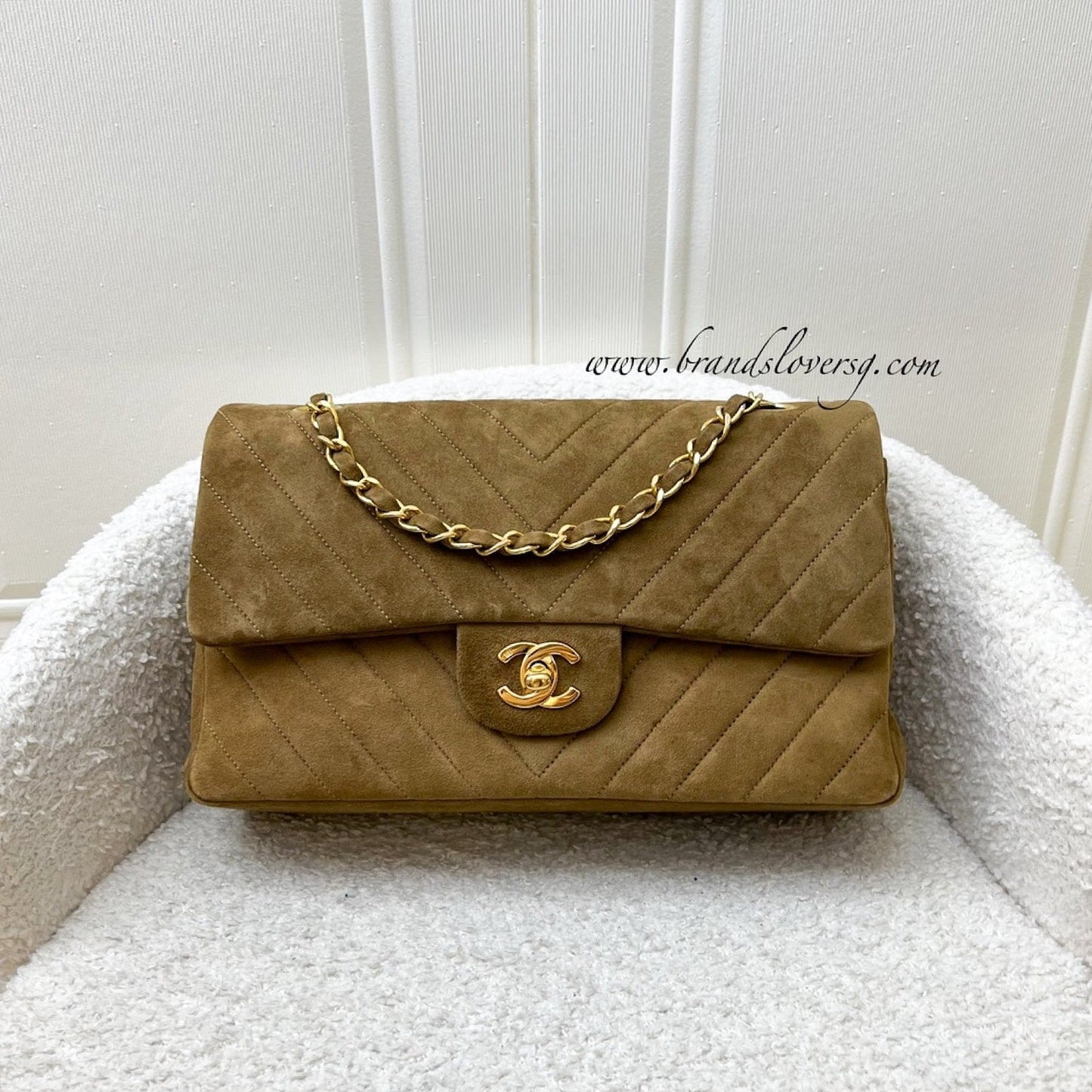 Chanel Vintage Medium Classic Flap CF in Brown Suede and 24K Gold Plated HW