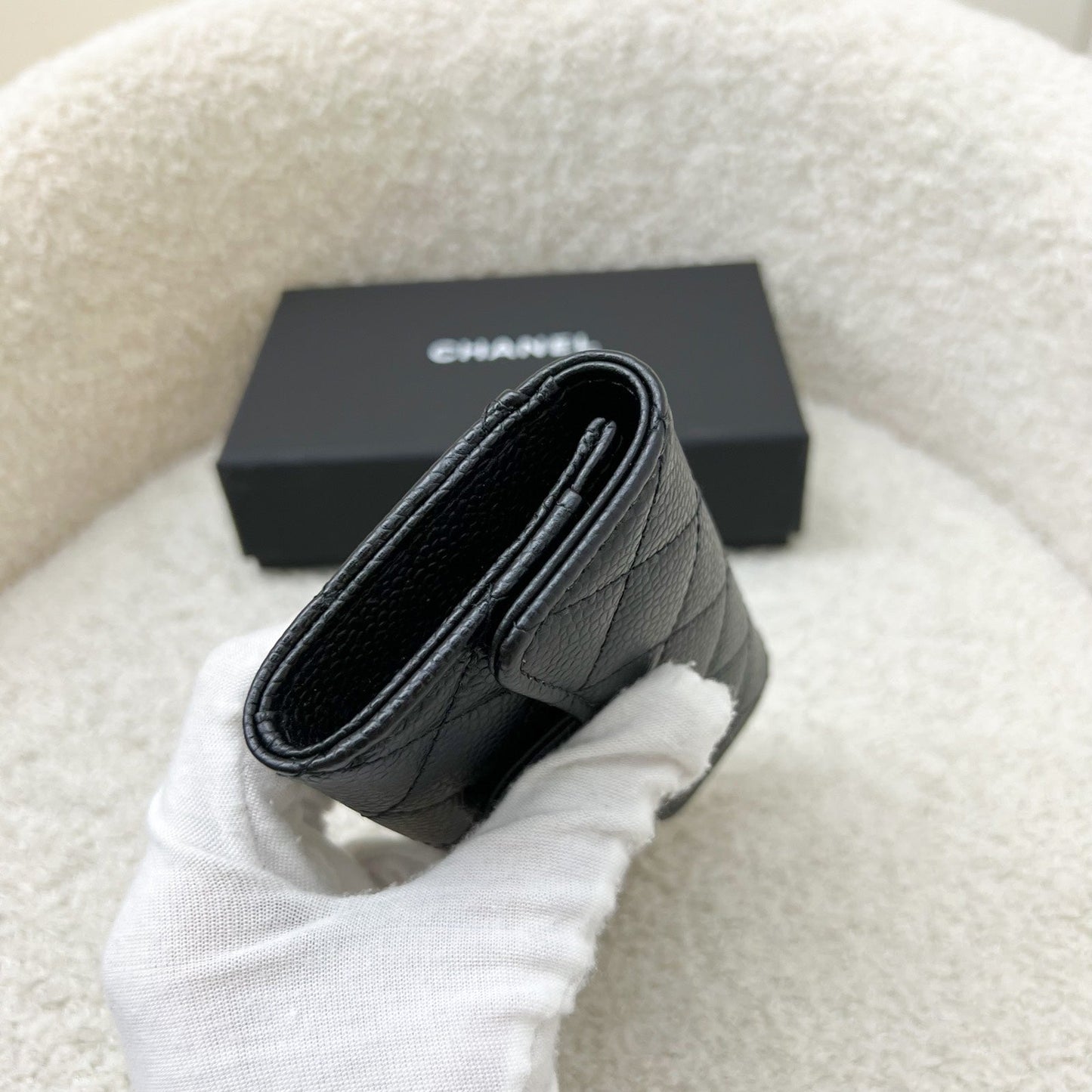Chanel Classic Snap Card Holder in Black Caviar and SHW (Model: AP0214)