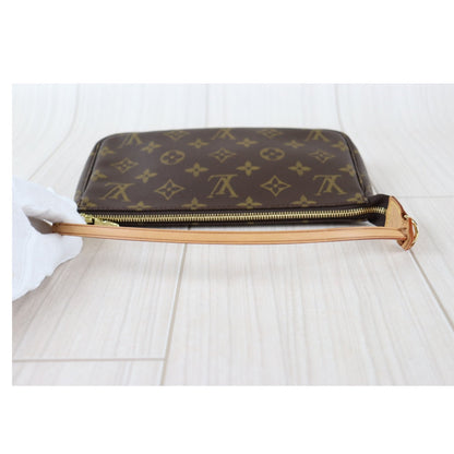 Rank A ｜ LV Monogram Pochette Accessoires ｜091815