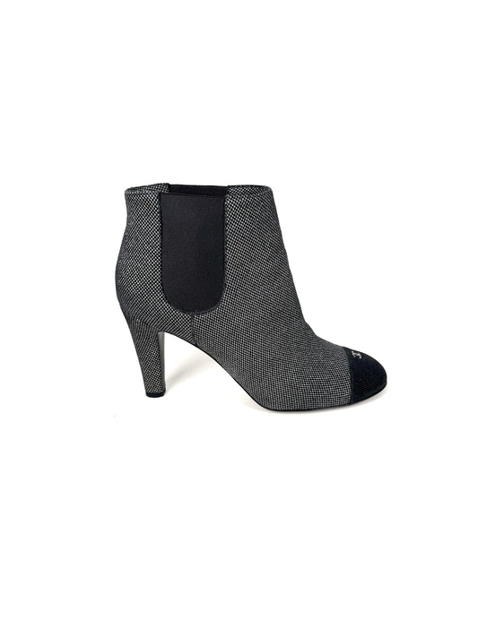 CHANEL Black Silver Tweed CC Logo Ankle Booties Boots 40 9.5