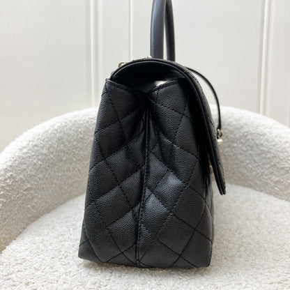 Chanel Medium 29cm Coco Handle in Black Caviar and GHW (Model: A92991)