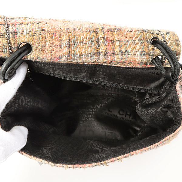 Chanel Around 2005 Made Tweed Camellia Design Chain Shoulder Bag Pink/Multi