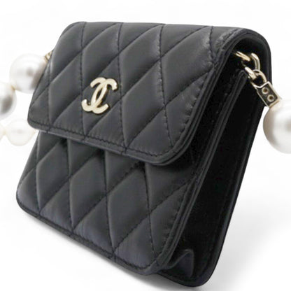 Quilted Maxi Pearls  Holder Flap With Chain Black
