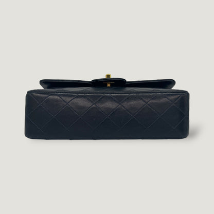 CHANEL CLASSIC SMALL BAG