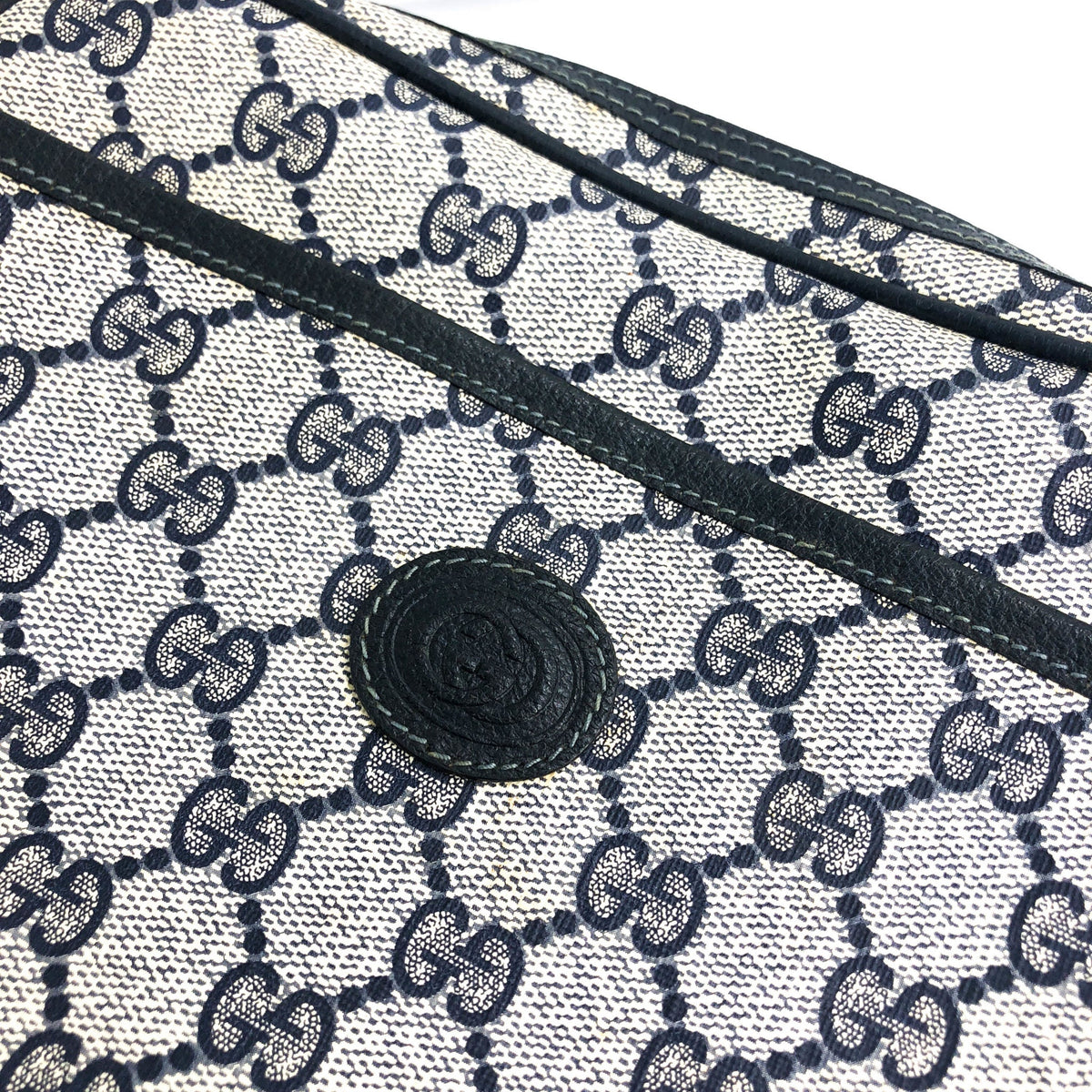 Gucci Vintage Wristlet Bag