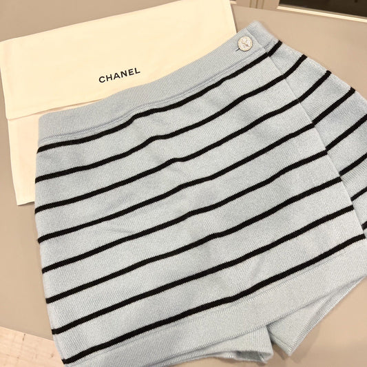 Chanel 25S Baby Blue Knitted Striped Skorts in 100% Cashmere (Model: P79614)