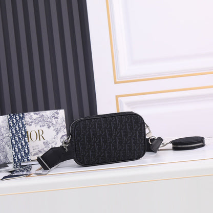 DR267 Small Shoulder Bag / 4.7x7.5x1.3inch