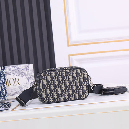 DR268 Small Shoulder Bag / 4.7x7.5x1.3inch