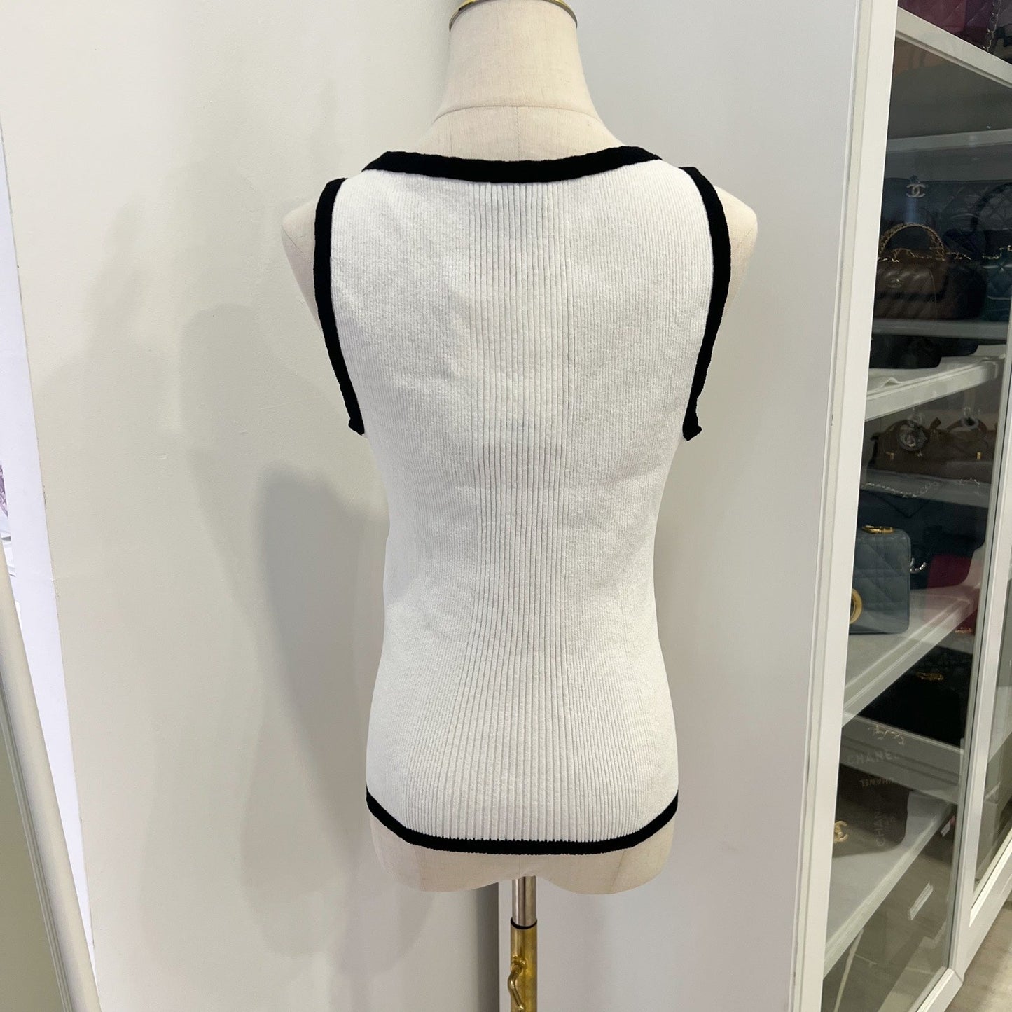 Chanel 25S Tank Top in Black and White Cotton and Polyamide (Model: P79494)