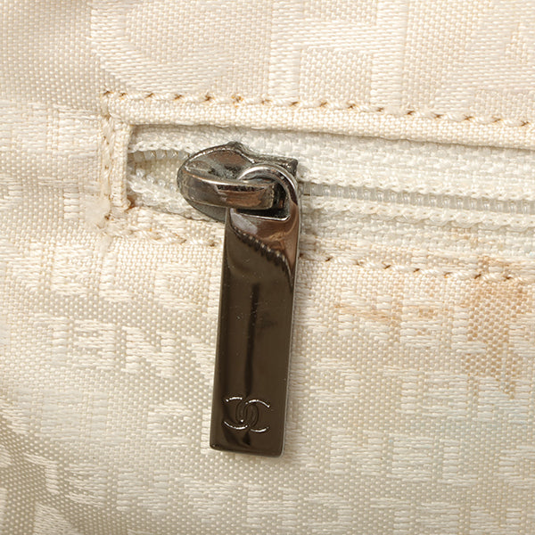 Chanel Around 2005 Caviar Skin Chocolate Bag Cutout Logo Plate Shoulder Bag Smoky Beige