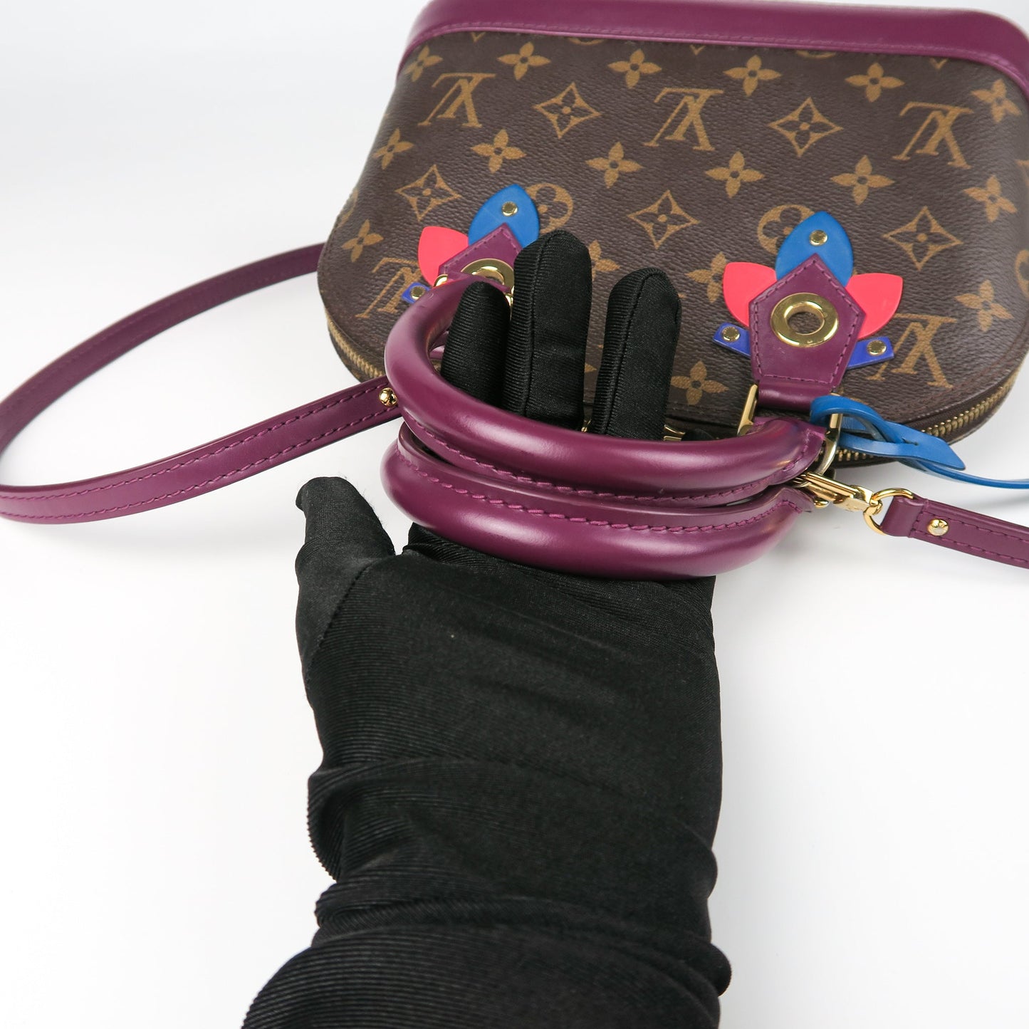 Louis-Vuitton Alma BB Totem style