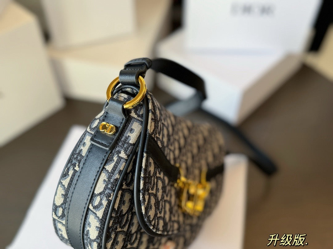 DR378 Small CD Besace Bag / 9.5x6x2.5inches