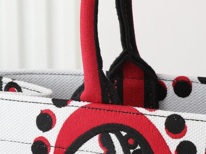 DR448 Book Tote Medium/Large