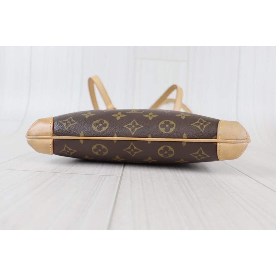 Rank AB ｜ LV Monogram Kusan GM  ｜091411