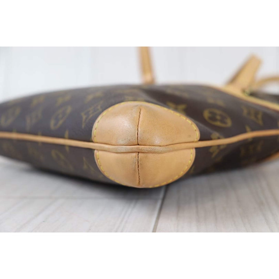 Rank AB ｜ LV Monogram Kusan GM  ｜091411