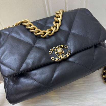 Chanel 19 Medium / Large Flap in Black Lambskin and 3-tone HW