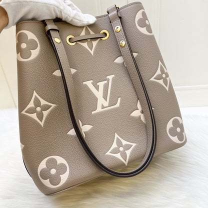 LV NéoNoé MM Bucket Bag in Tourterelle / Crème Monogram Empreinte Leather and GHW